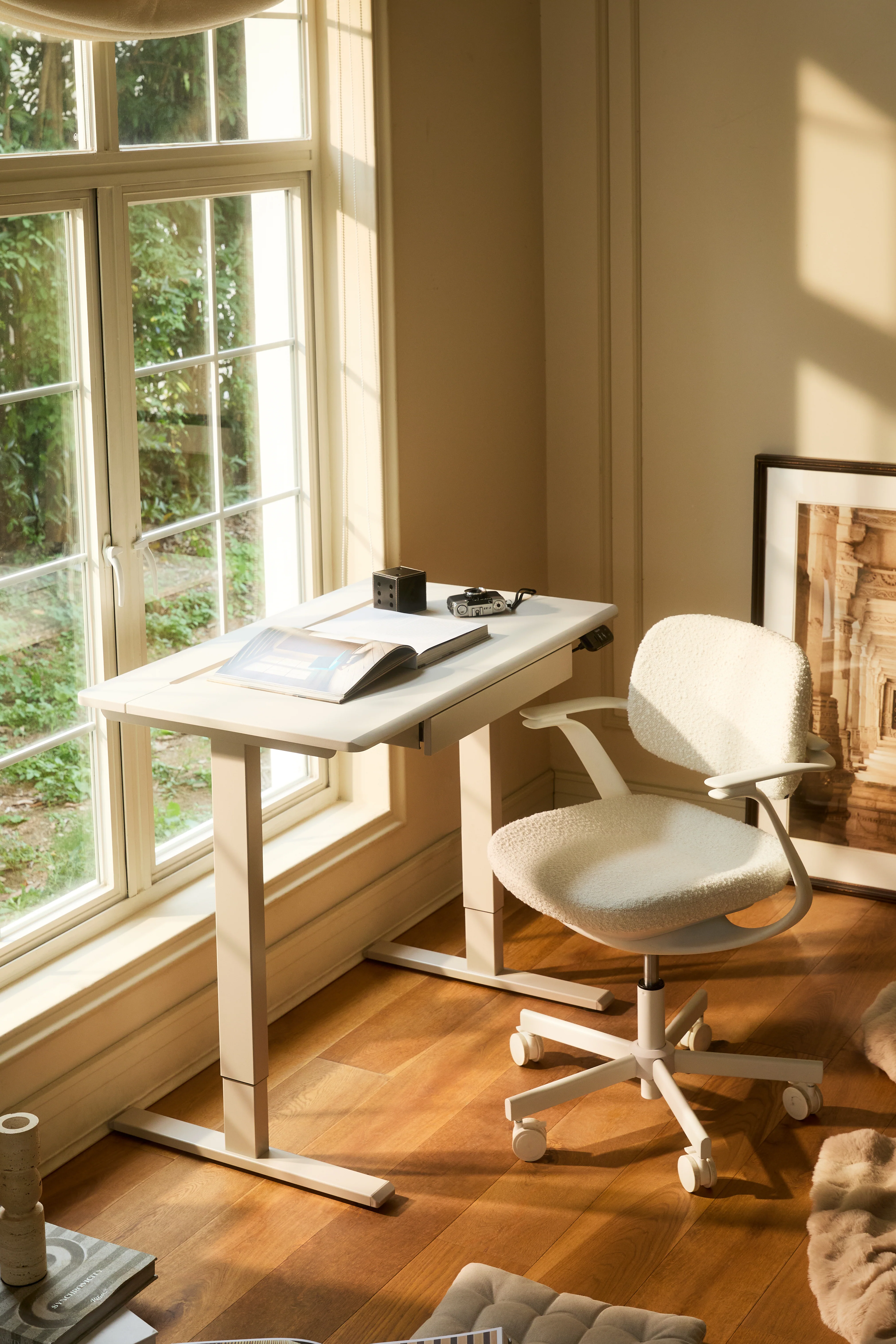 BISKIT Ergonomic Chair - Image 18